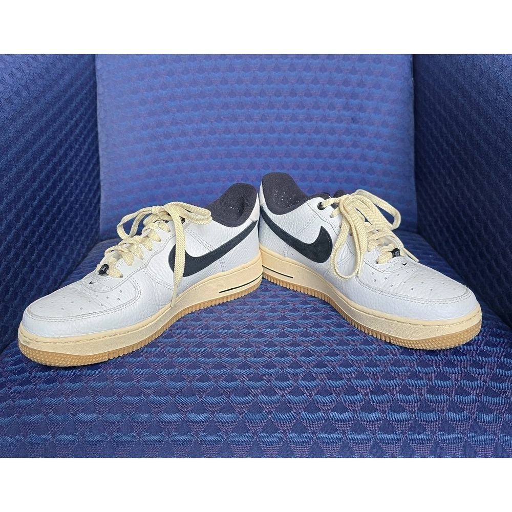 Nike Air Force 1 '07 LX Command Force White Black Womens 7.5 Sneakers